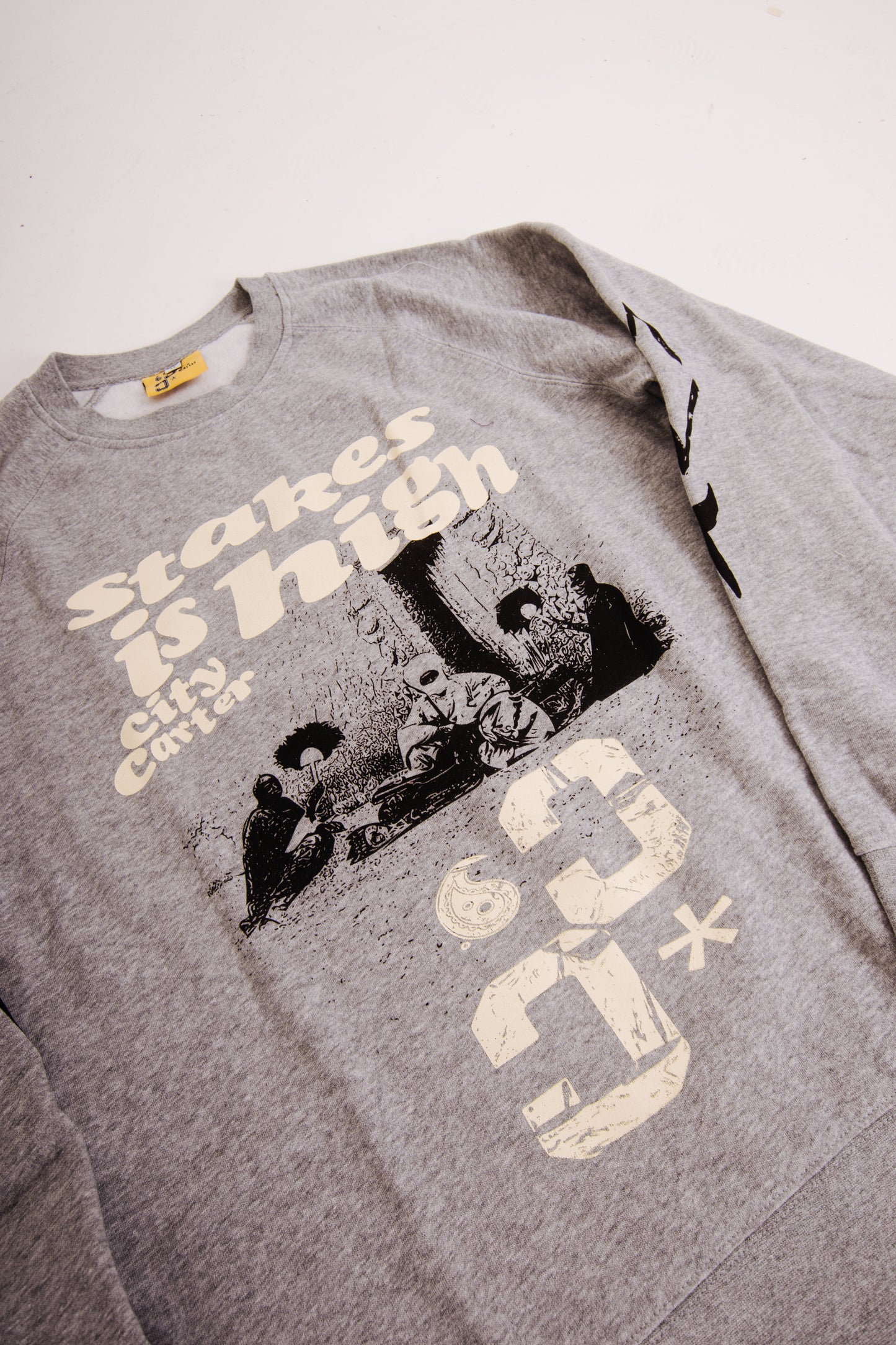 HIGHER CREWNECK - CITY CARTER