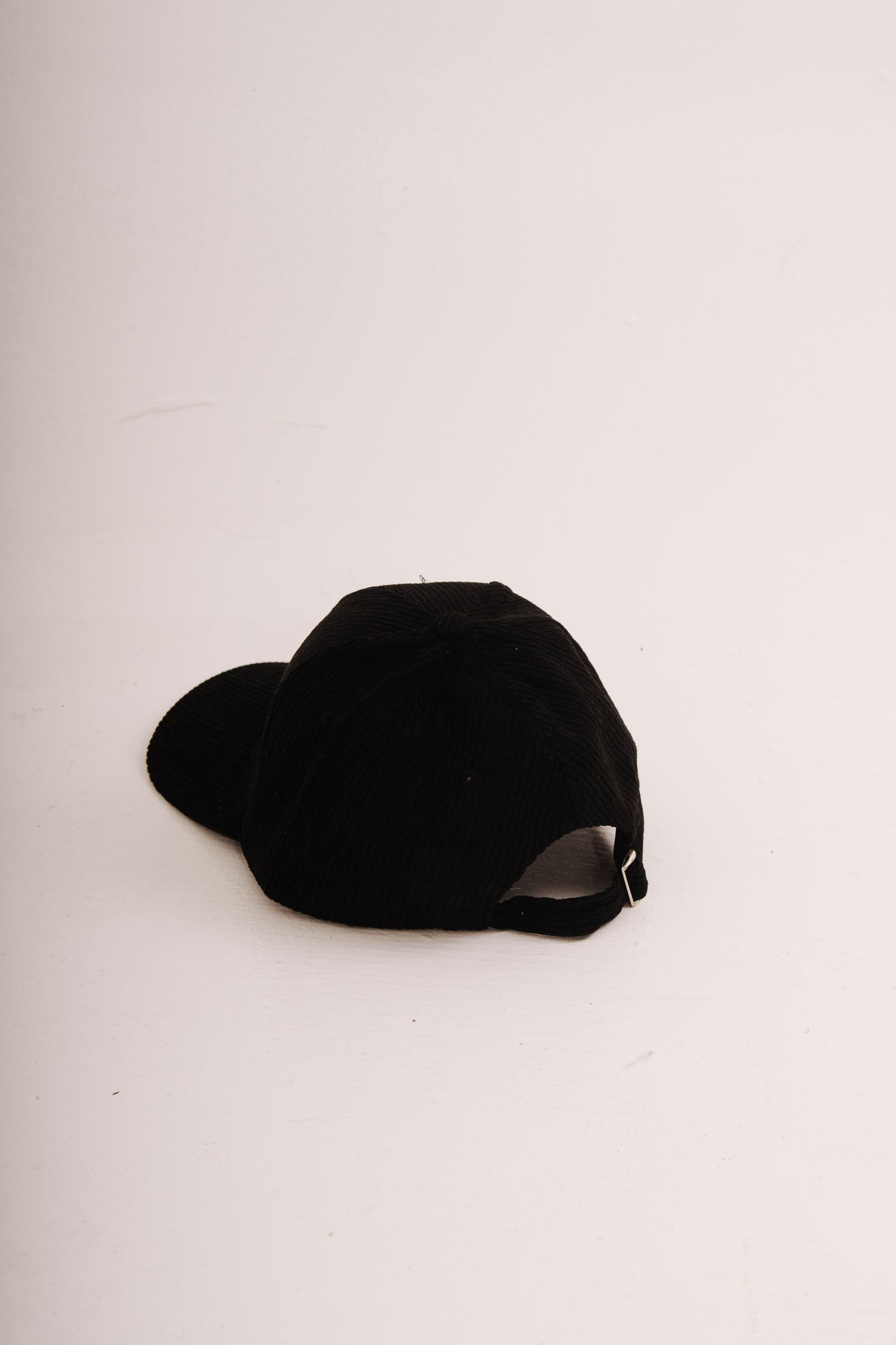 SNAPBACK C’S BLACK - CITY CARTER