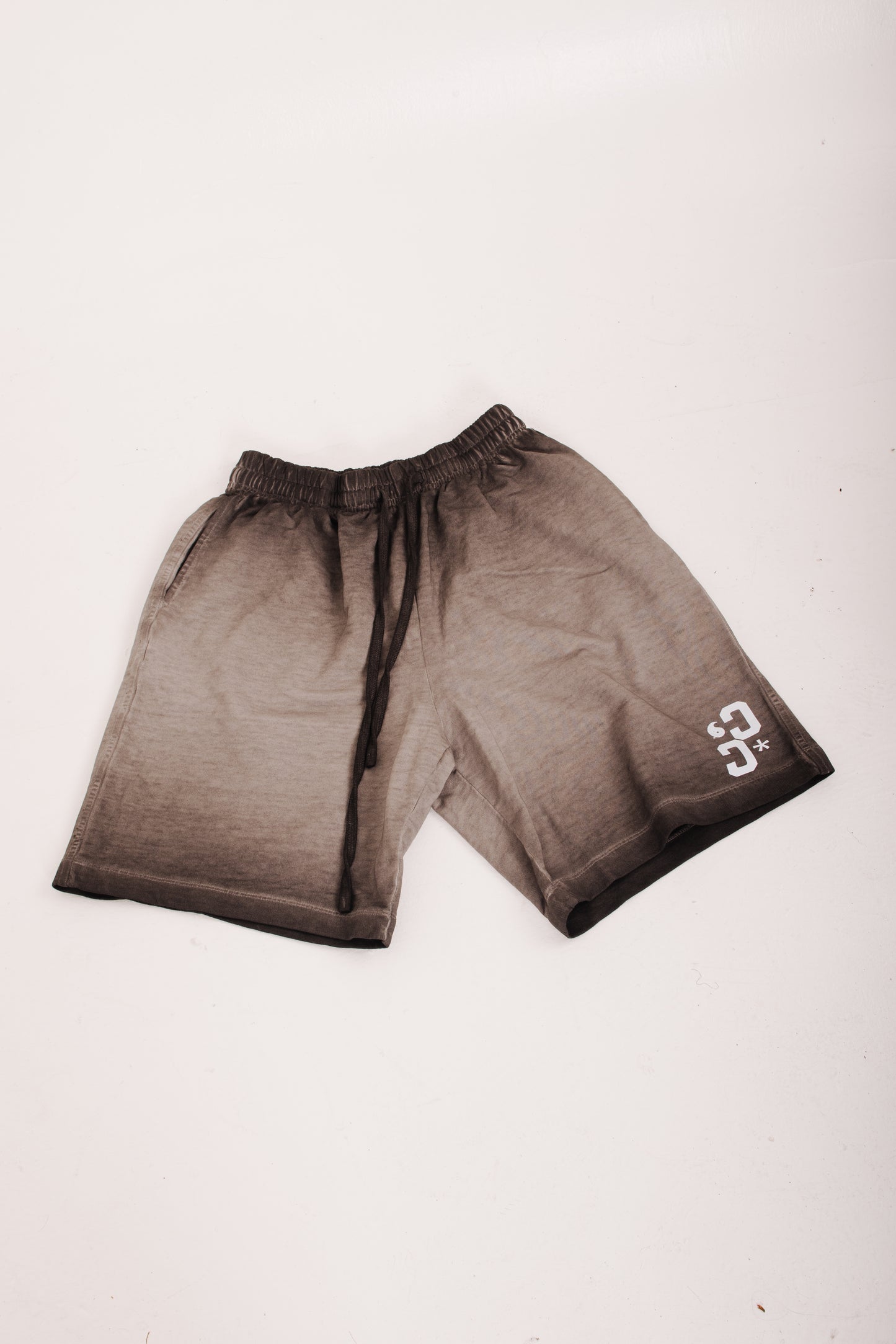 WE OUTSIDE SMOKE GREY SHORTS pre order - CITY CARTER